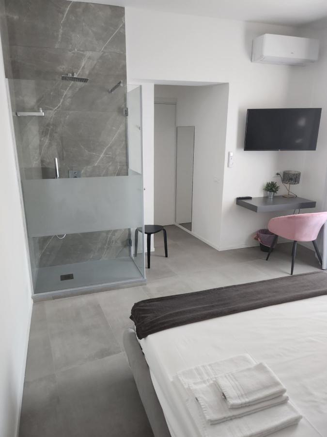 Dada Suites CTA Exteriör bild