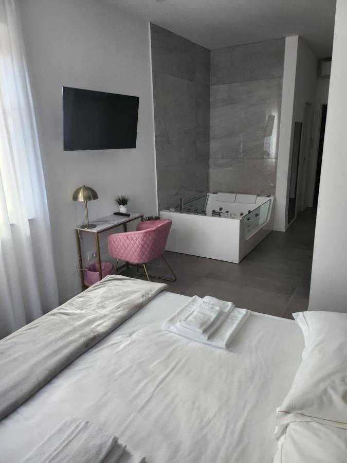 Dada Suites CTA Exteriör bild